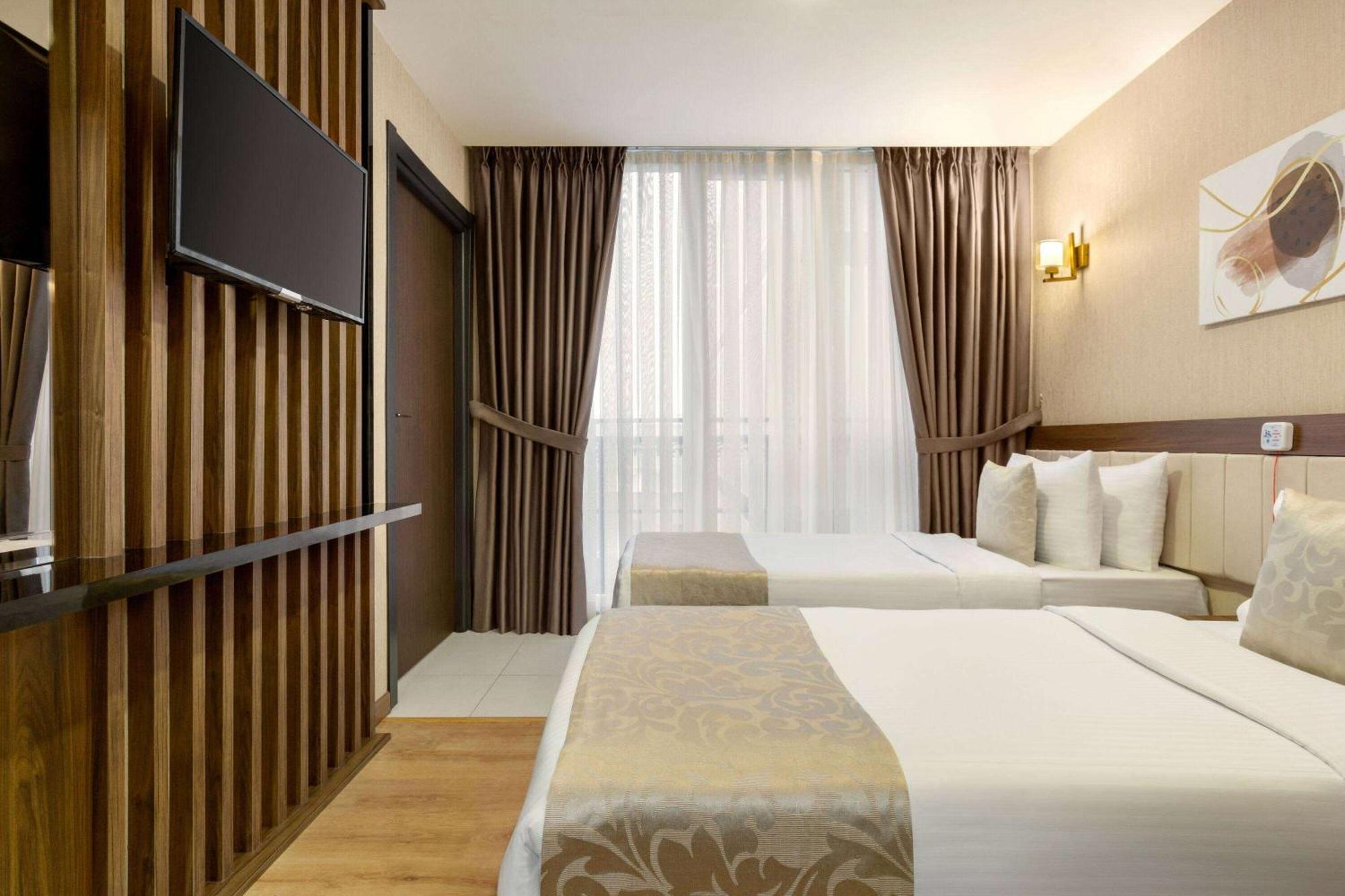 Trademark Collection By Wyndham Operla Airport Hotels Arnavutkoy المظهر الخارجي الصورة
