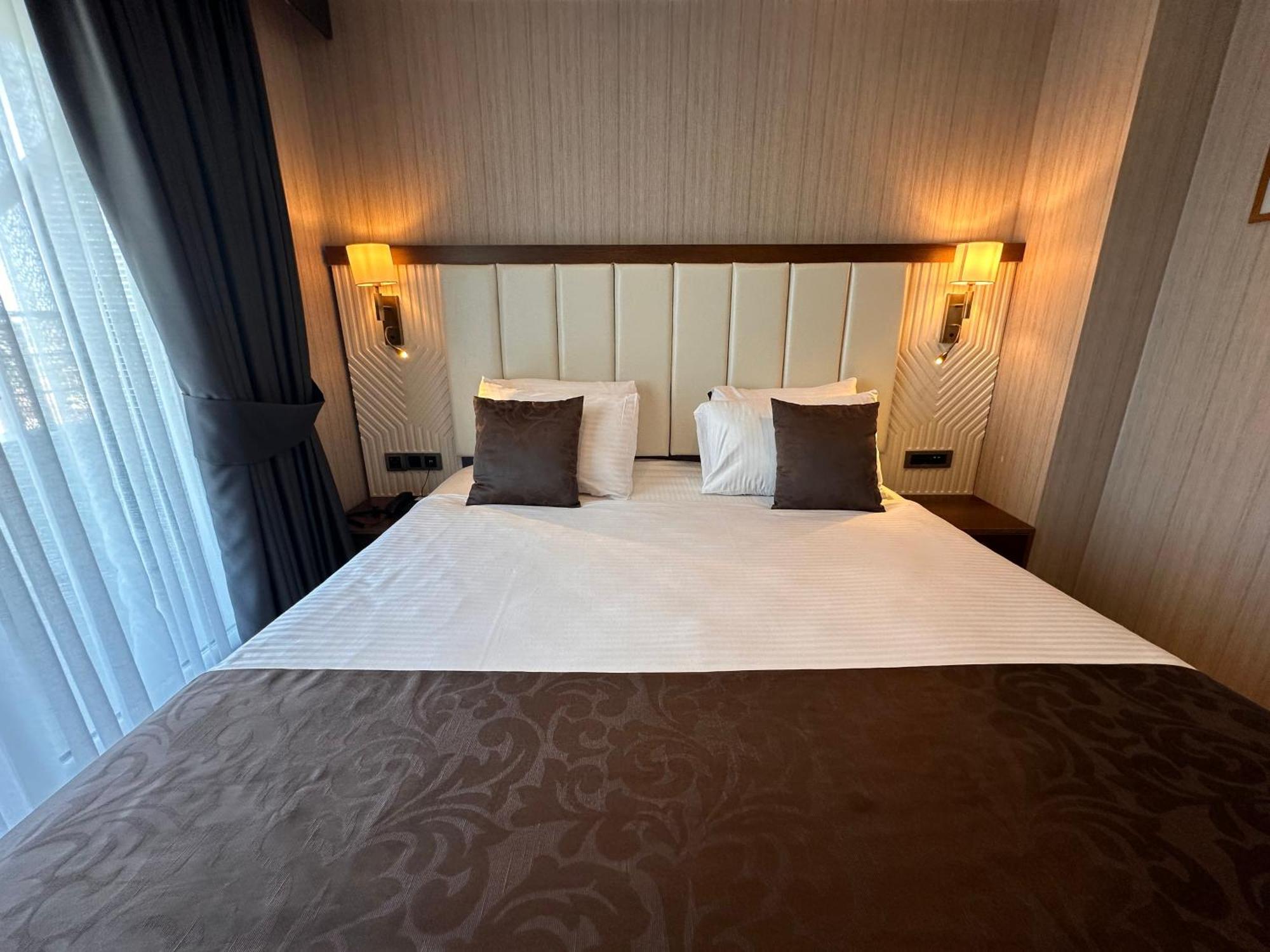 Trademark Collection By Wyndham Operla Airport Hotels Arnavutkoy المظهر الخارجي الصورة