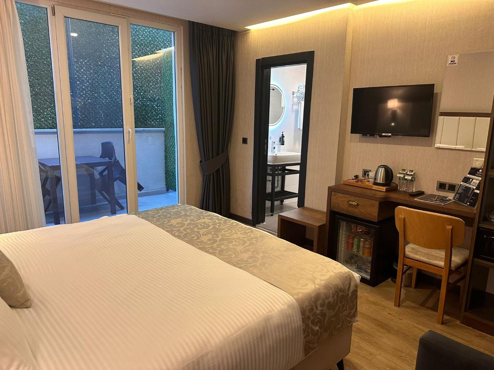 Trademark Collection By Wyndham Operla Airport Hotels Arnavutkoy المظهر الخارجي الصورة